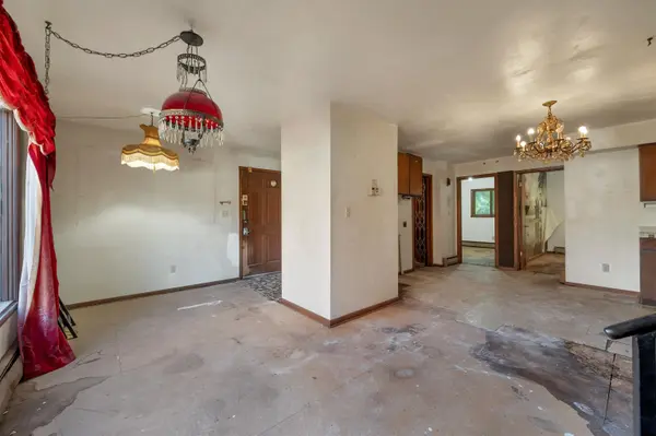1932 BLUEBERRY LN, Green Bay, WI 54304-1604