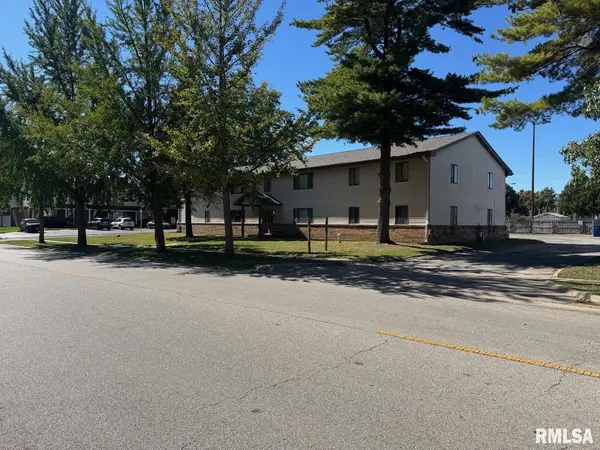 151 & 155 S Durkin DR, Springfield, IL 62704