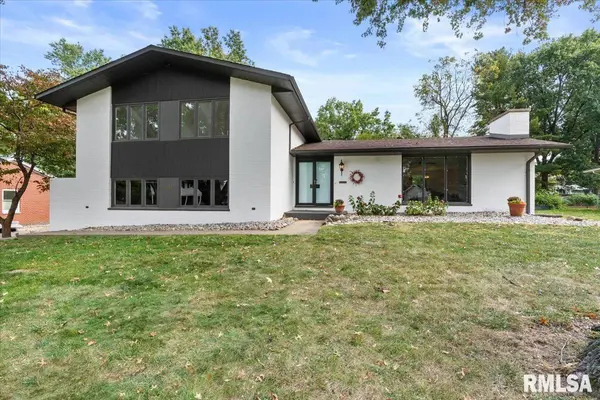 2312 SYLVAN RD, Springfield, IL 62704