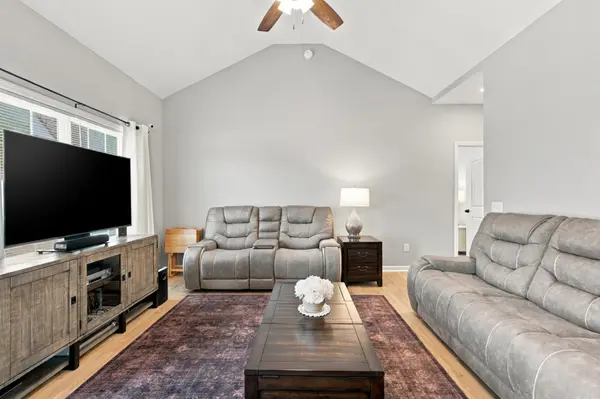125 Stroud Dr, Manchester, TN 37355