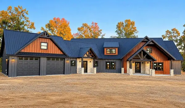2455 Hwy 438, Centerville, TN 37033