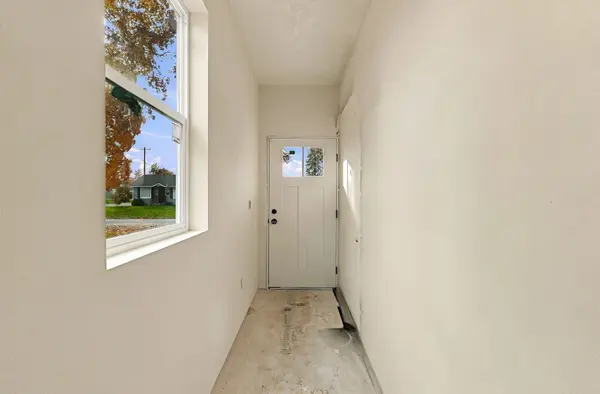 6108 N Stevens St, Spokane, WA 99205