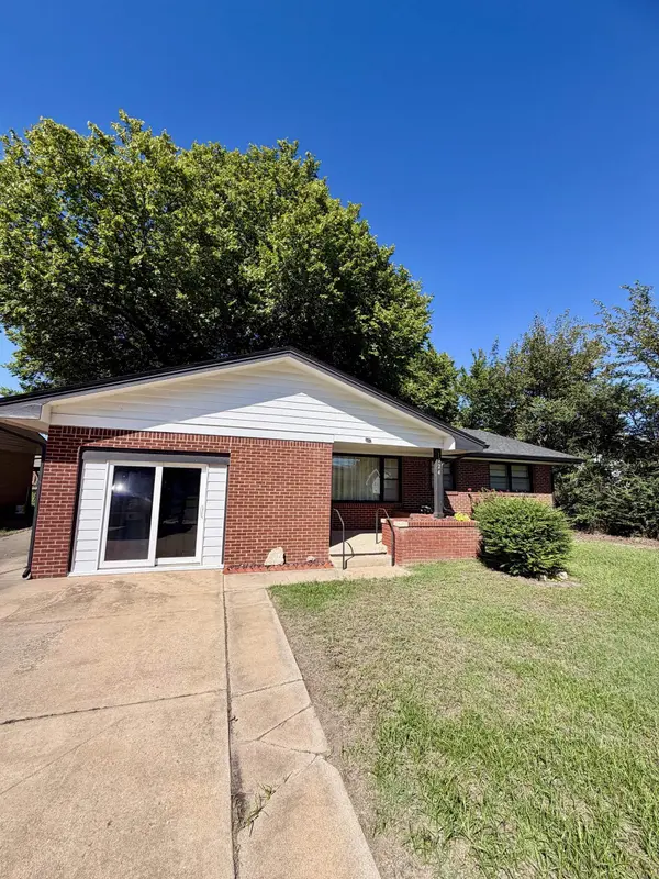 1324 W Marlboro St, Wichita, KS 67217