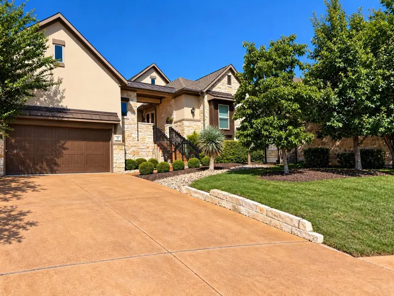 106 Grant Cannon LN, Lakeway, TX 78738