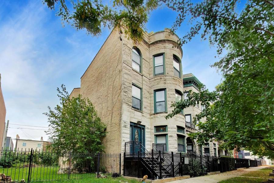2658 W Washington BLVD #1, Chicago, IL 60612