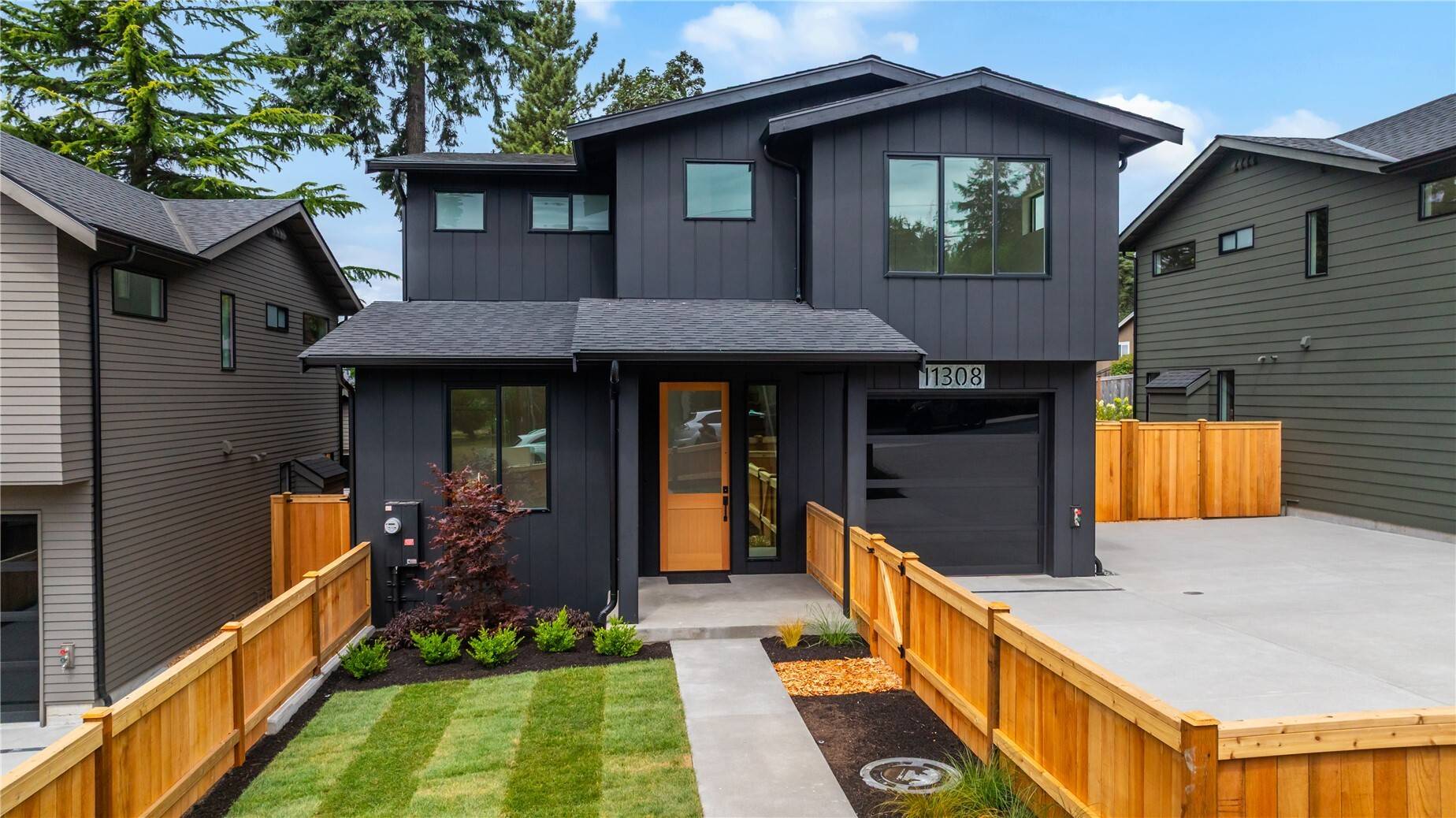 11308 NE 60th ST, Kirkland, WA 98033