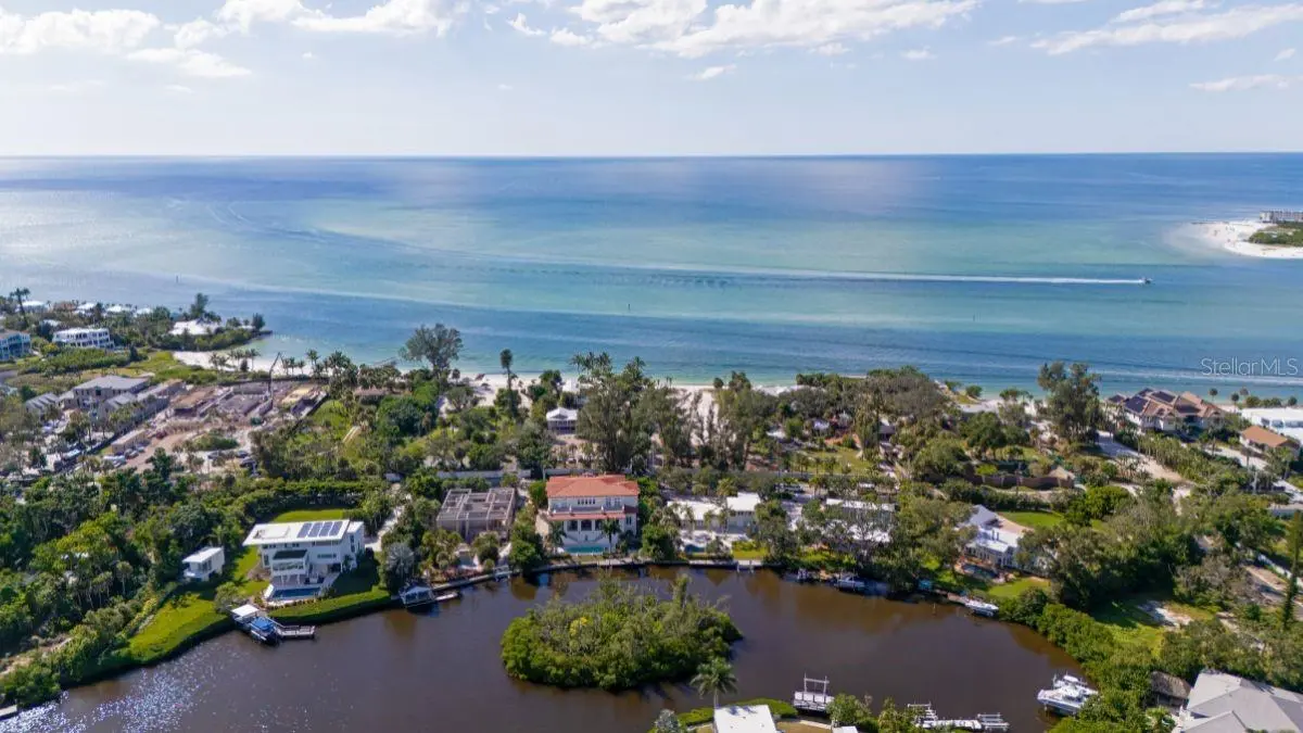 4226 HIGEL AVE, Sarasota, FL 34242