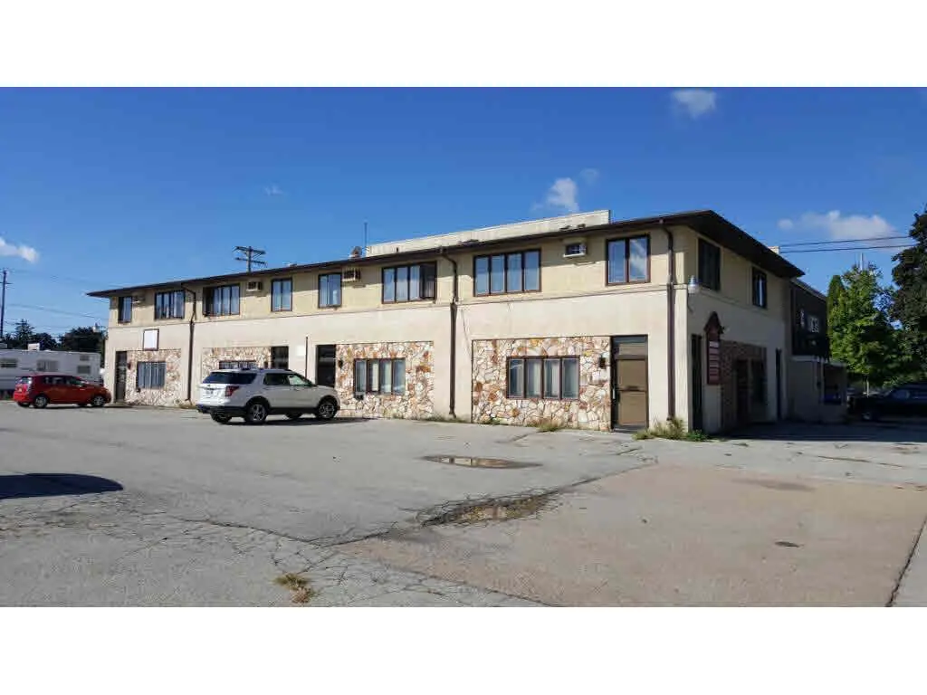 1415 W KAMPS AVE, Appleton, WI 54914-2500
