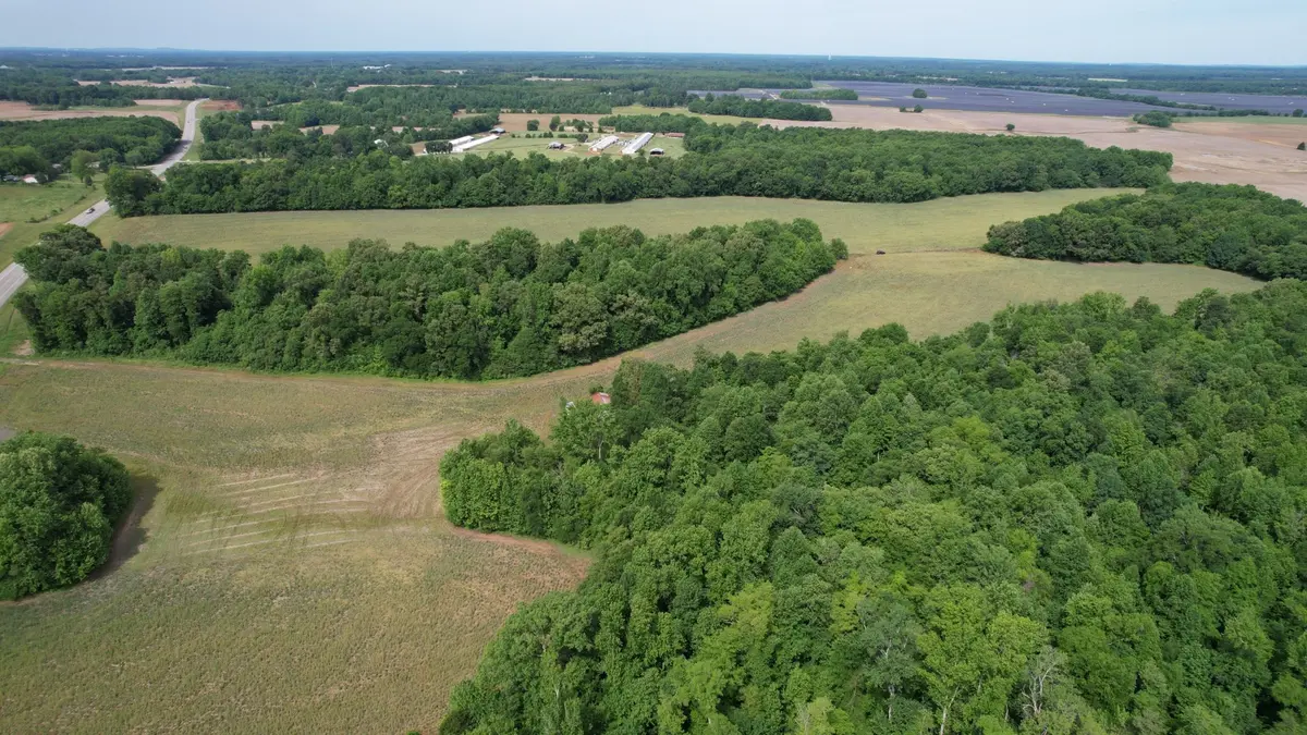 498B John Hunter Hwy, Elora, TN 37328