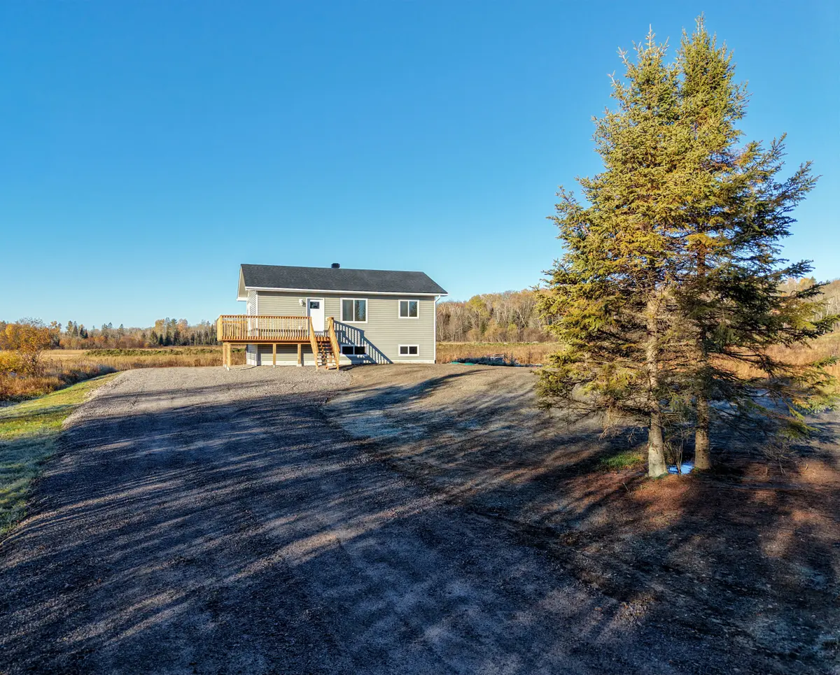 201 Talon CRES S, Bonfield, ON P0H 2E0