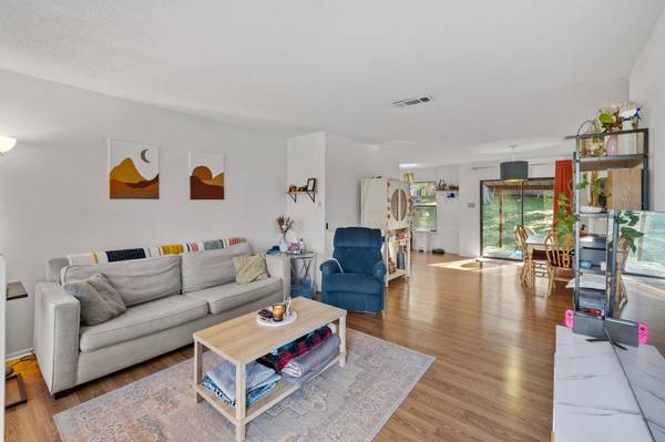 208 Winchester CT, Austin, TX 78745