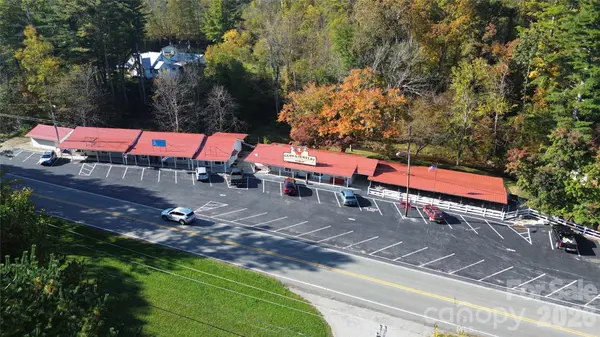 13780 S 226 HWY, Spruce Pine, NC 28777