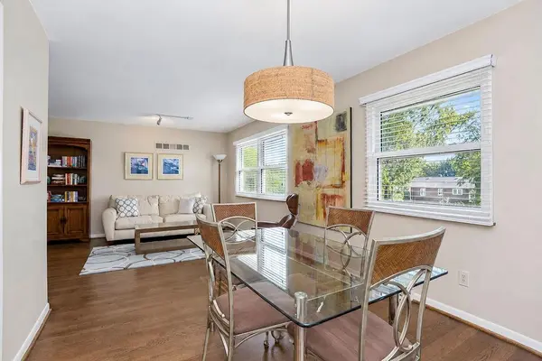 3109 W 79th TER, Prairie Village, KS 66208