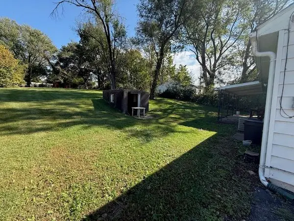 2737 N 74 ST, Kansas City, KS 66109