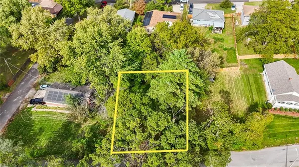 2912 NE 37th ST, Kansas City, MO 64117