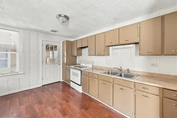 316 Vine ST, Leavenworth, KS 66048