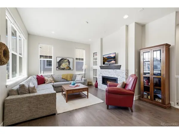 6917 W Jewell, Lakewood, CO 80227
