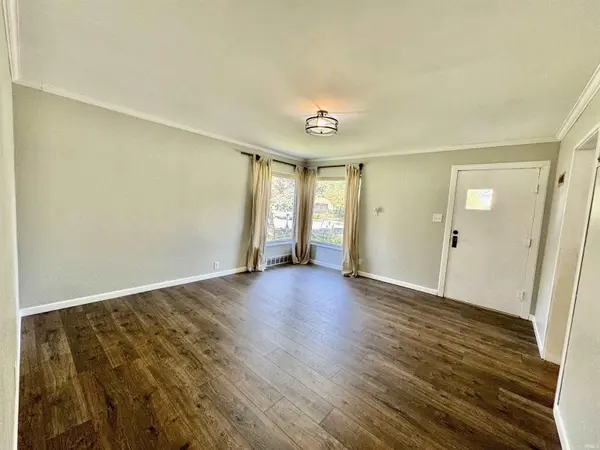 401 W 9th ST, Rochester, IN 46975