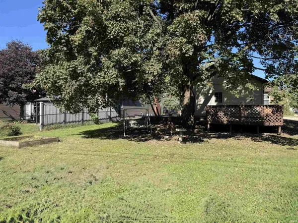 401 W 9th ST, Rochester, IN 46975