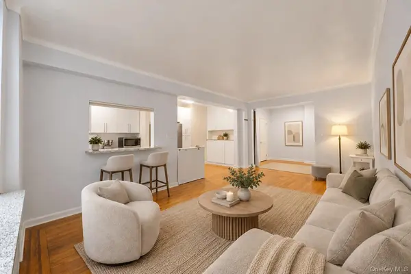 110-34 73rd Road #2D, Forest Hills, NY 11375