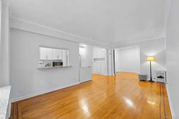 110-34 73rd Road #2D, Forest Hills, NY 11375