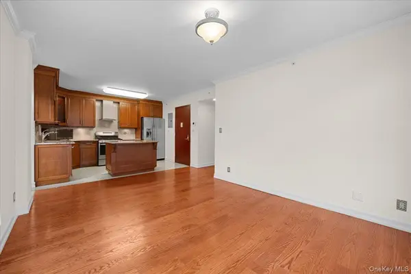 3511 Cambridge AVE #4B, Bronx, NY 10463