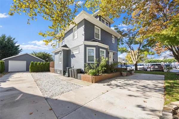 61 1st ST, East Rockaway, NY 11518