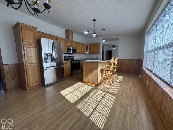 141 Sunset CT, Cicero, IN 46034