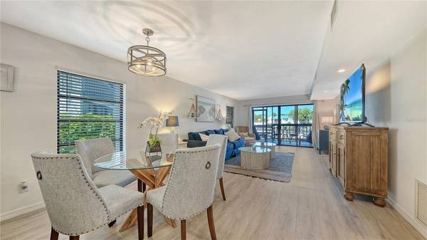1249 DOCKSIDE PL #110, Sarasota, FL 34242