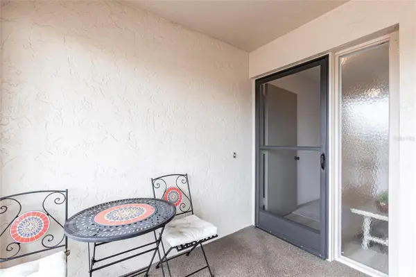 7151 WOOD CREEK DR #205, Sarasota, FL 34231