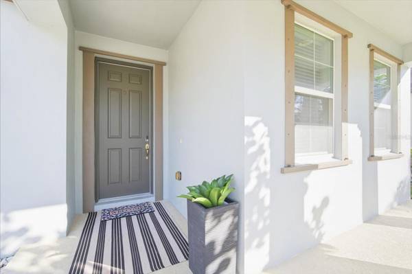 13821 FAIRWAY BUNKER DR, Tampa, FL 33626