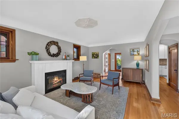 7821 Cornell AVE, St Louis, MO 63130