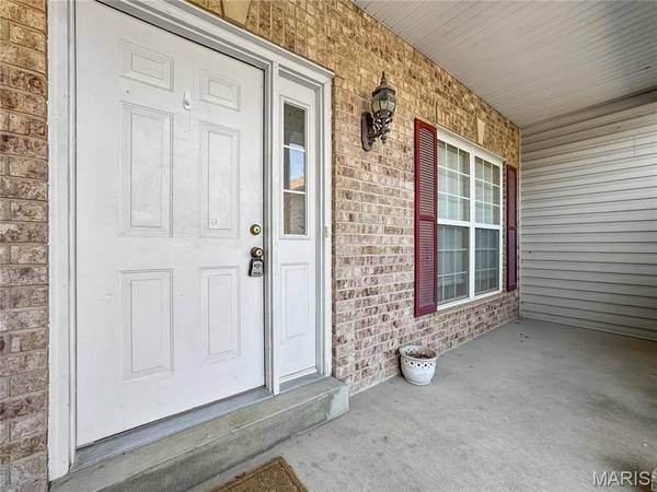 1234 Blue Spruce LN, Columbia, IL 62236