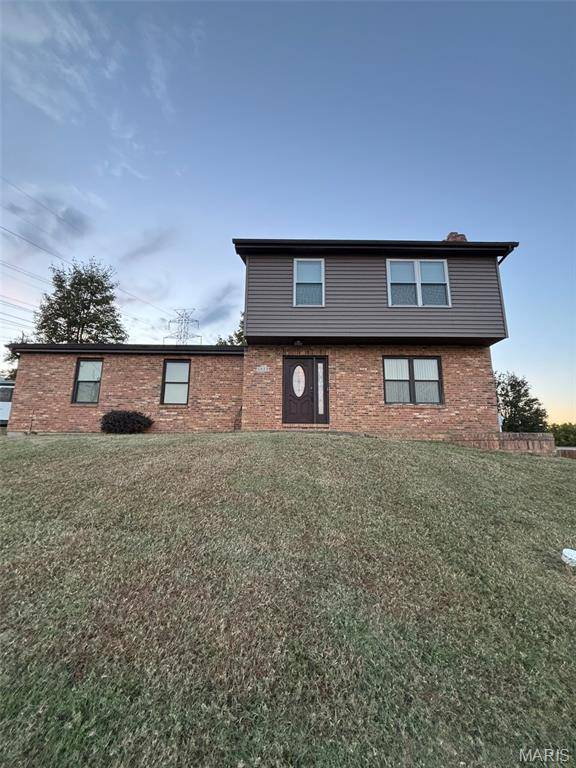2023 Kimmy LN, Arnold, MO 63010