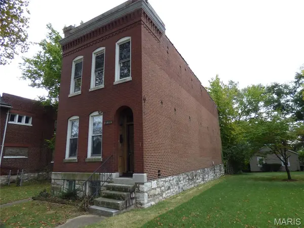 1028 Theobald AVE, St Louis, MO 63147