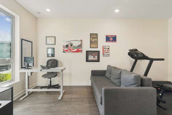 40 S Highland AVE, Arlington Heights, IL 60005