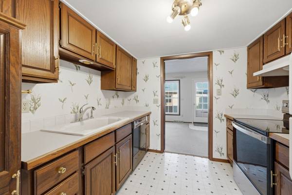 4610 Warren ST #4, Davenport, IA 52806