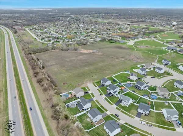 0000 Locust RD, Morris, IL 60450