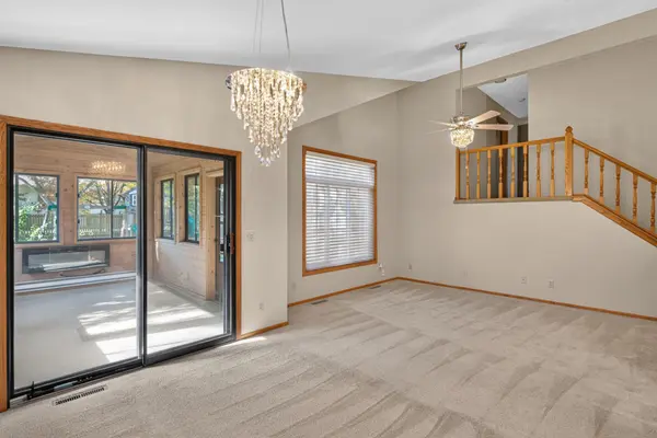 9023 Nantwick RDG, Brooklyn Park, MN 55443