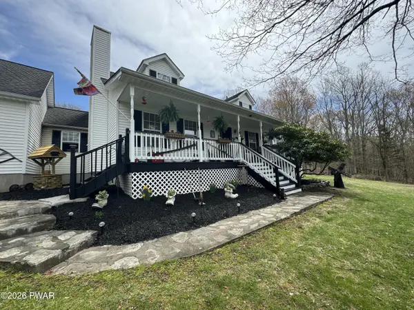 110 Winding Brook DR, Shohola, PA 18458