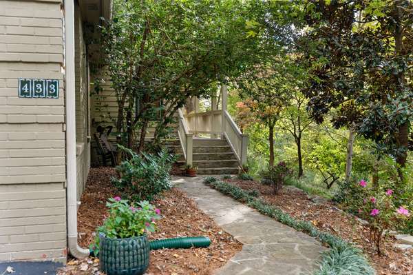 433 Grayson Dr, Nashville, TN 37205