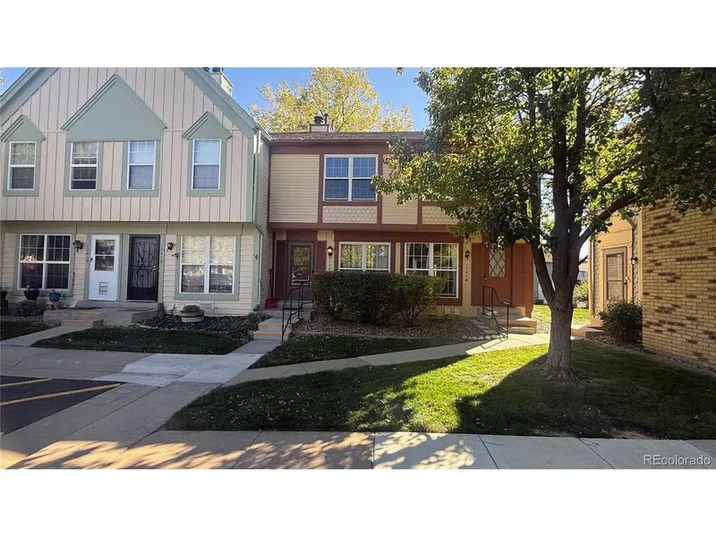 1741 S Blackhawk #B, Aurora, CO 80012