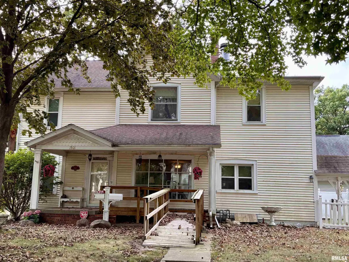 1501 N 4TH ST, Springfield, IL 62702-2609