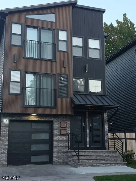 136 N 17Th St #2, East Orange City, NJ 07017