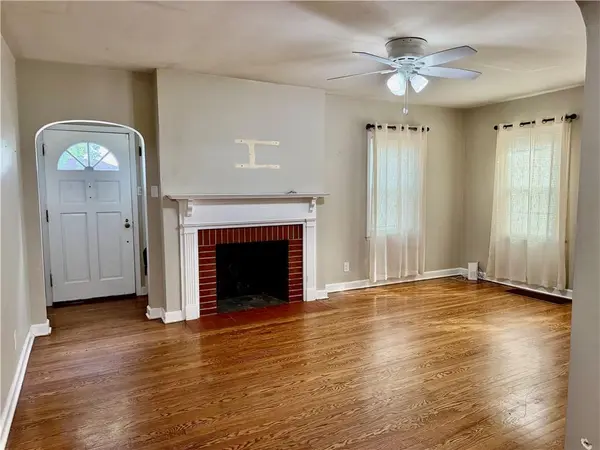 628 24th ST, St Joseph, MO 64501