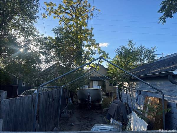 4684 York, Denver, CO 80216