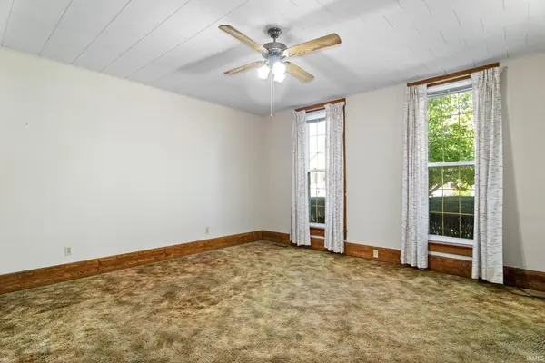 618 W 3rd ST, Mount Vernon, IN 47620