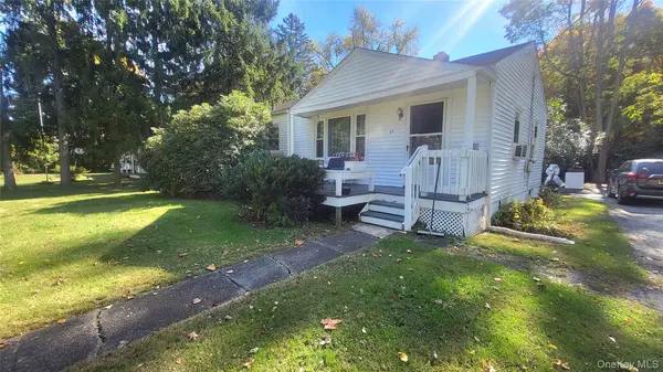 26 Bahret AVE, Poughkeepsie, NY 12601
