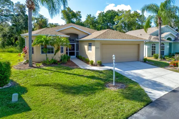 4429 EDINBRIDGE CIR #35, Sarasota, FL 34235