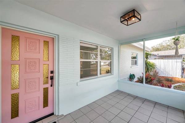 2238 13TH AVE SW, Largo, FL 33770